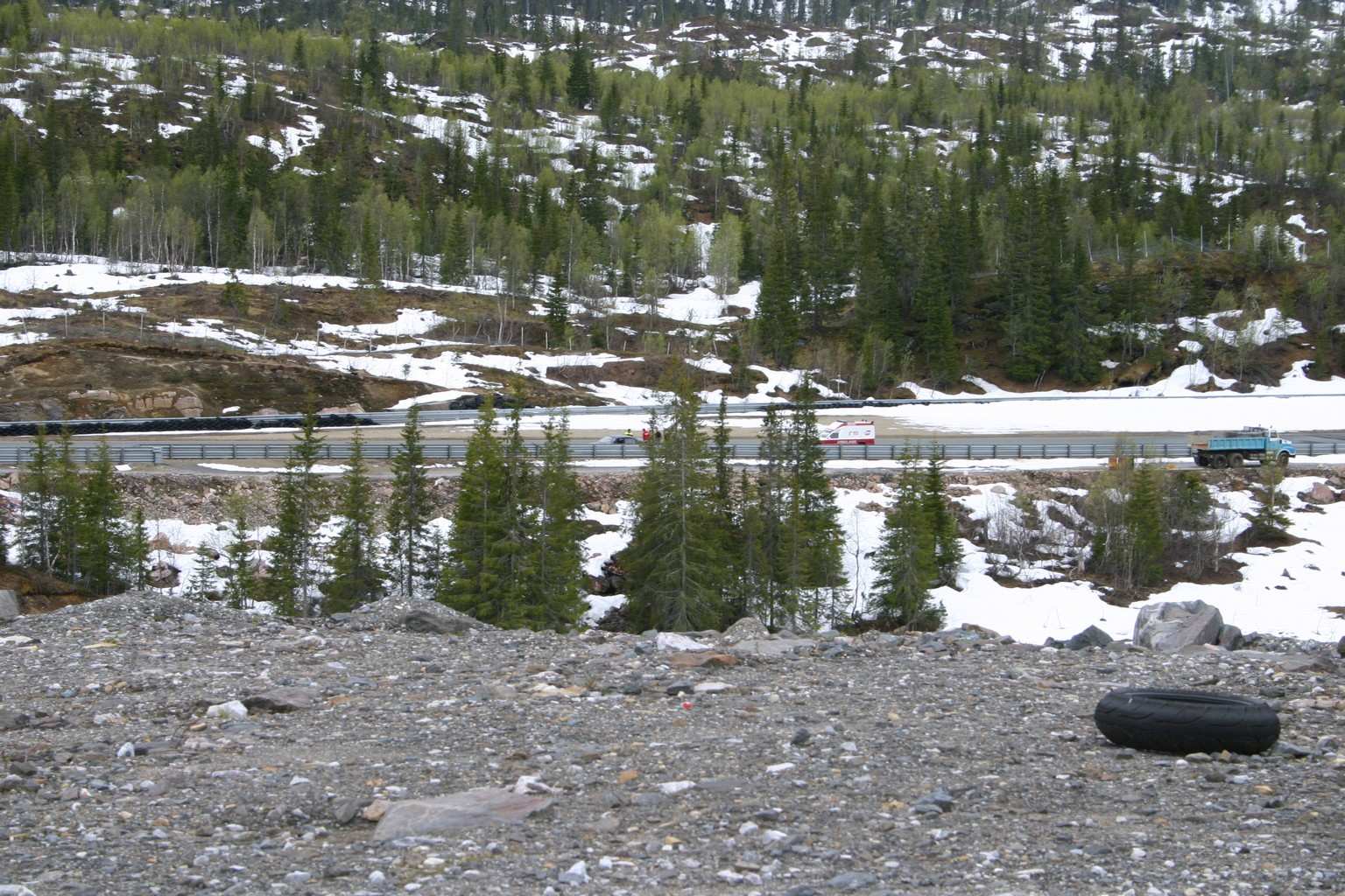 helt til slutt rett før dem stengte banen så smekka en rett i autovernet..