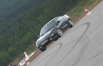 svart_mr2_1.jpg