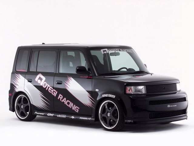 Scion-Xb-001.jpg