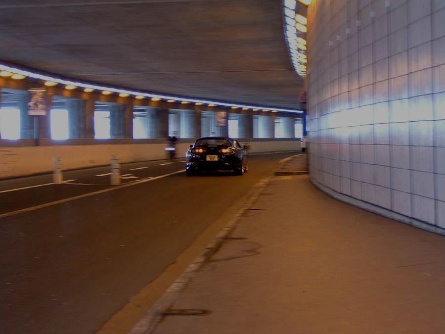 Tunnel Real.JPG