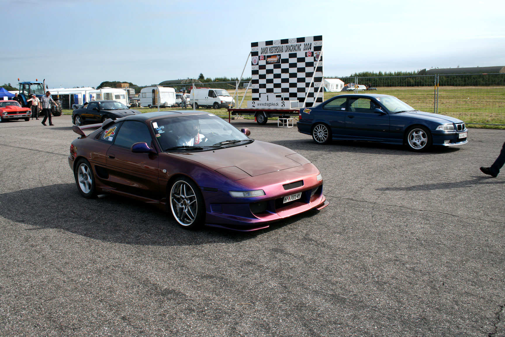 Markus v.s. Thomas (E36 m3 med m5 motor)