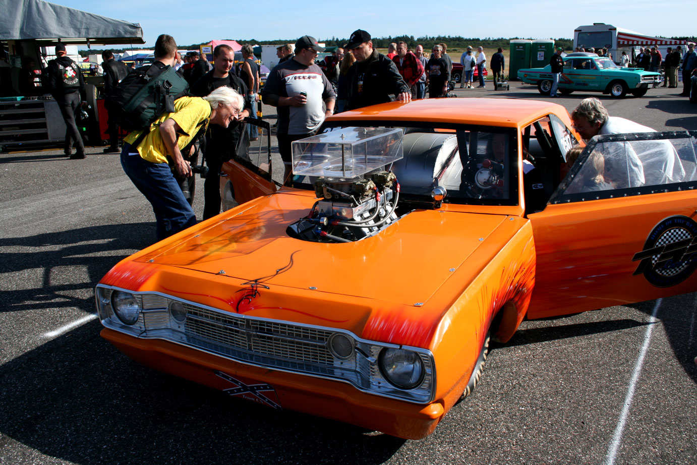 Sjekk hjulbuene til bakdekka :D