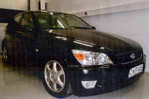 Schumanns_lexus_211814s.jpg