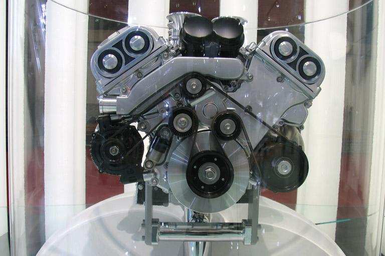 LF-A_02.JPG