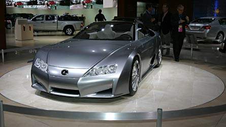 0502_lexus_2.jpg