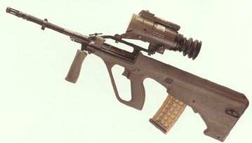Vaapen Steyr AUG m scope.JPG