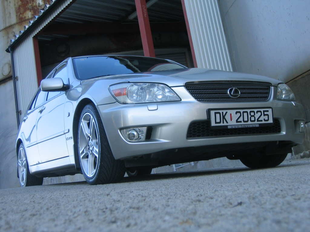 Bakgrunnsbilde? Blefornøyd m dette:)