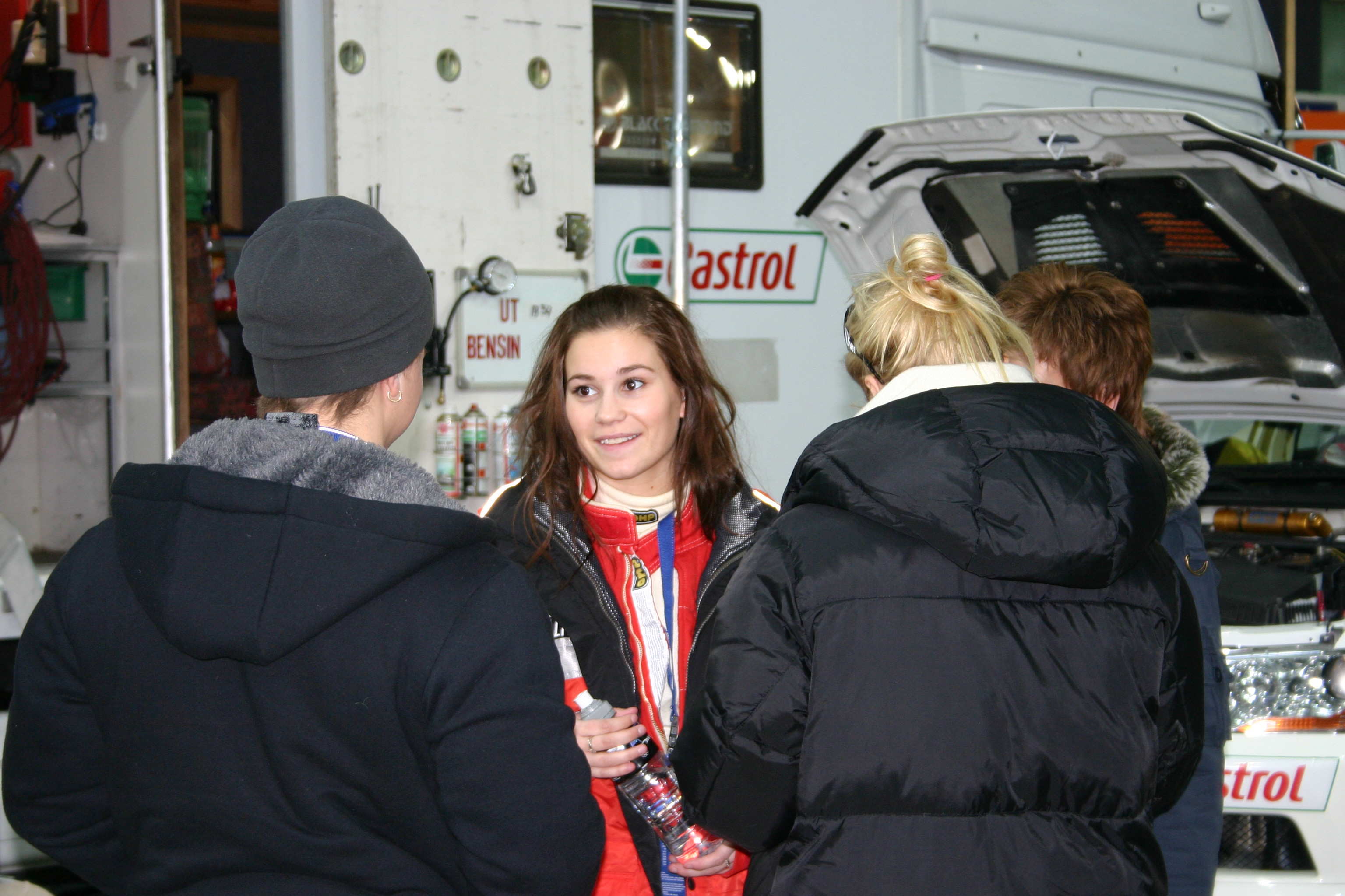 Er ikke alle kartlesere som har ett slikt ytre som Veronica Engan gitt ;)