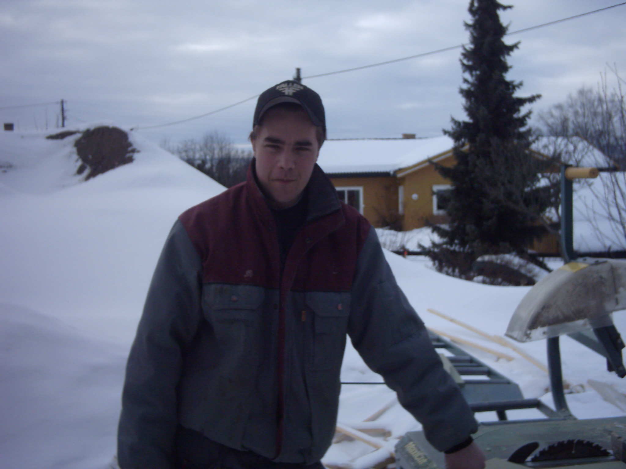 Takk til thomas for hjelp med kasse bygginga :)