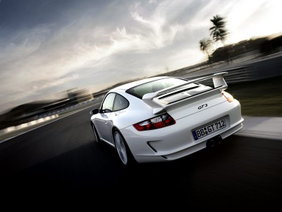 En 911 GT3 er vel drømmebilen med stor D...