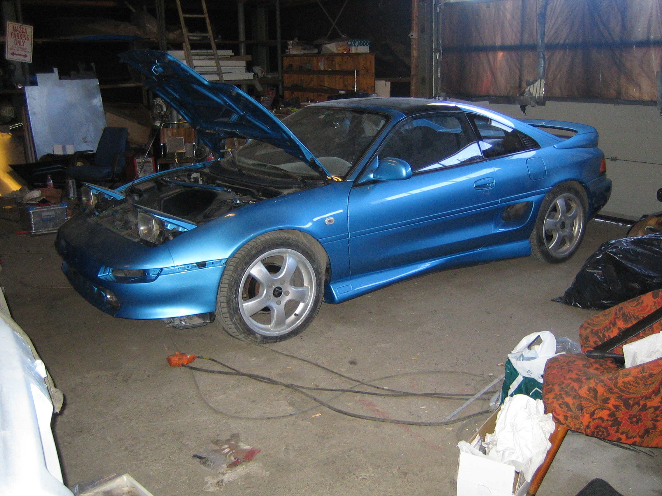 Front og sideskjørt sitter fast :)