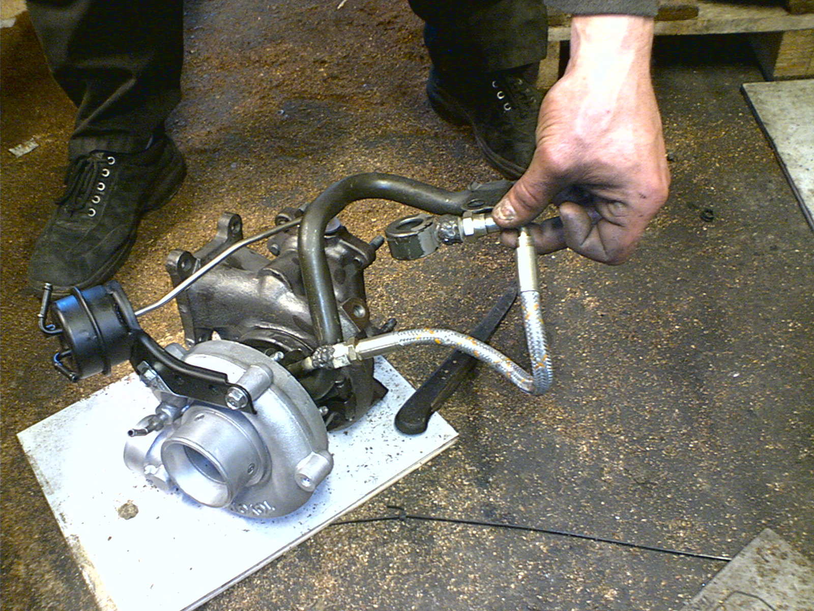 Her er den ferdig modifisert, kappet sveiset og testet ;)