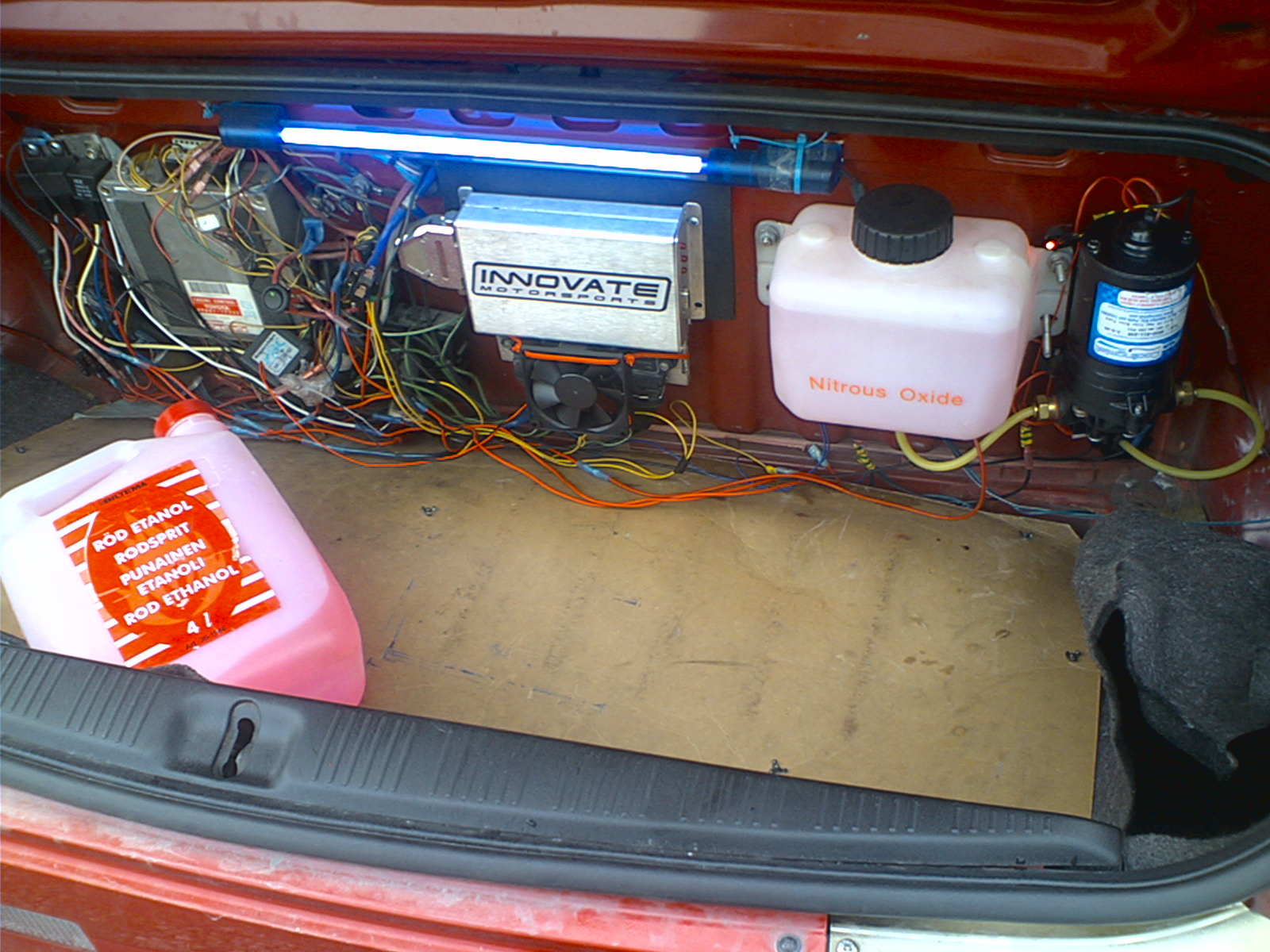 ledninger?  &amp;quot;spagetti&amp;quot; kaller jeg det. :P