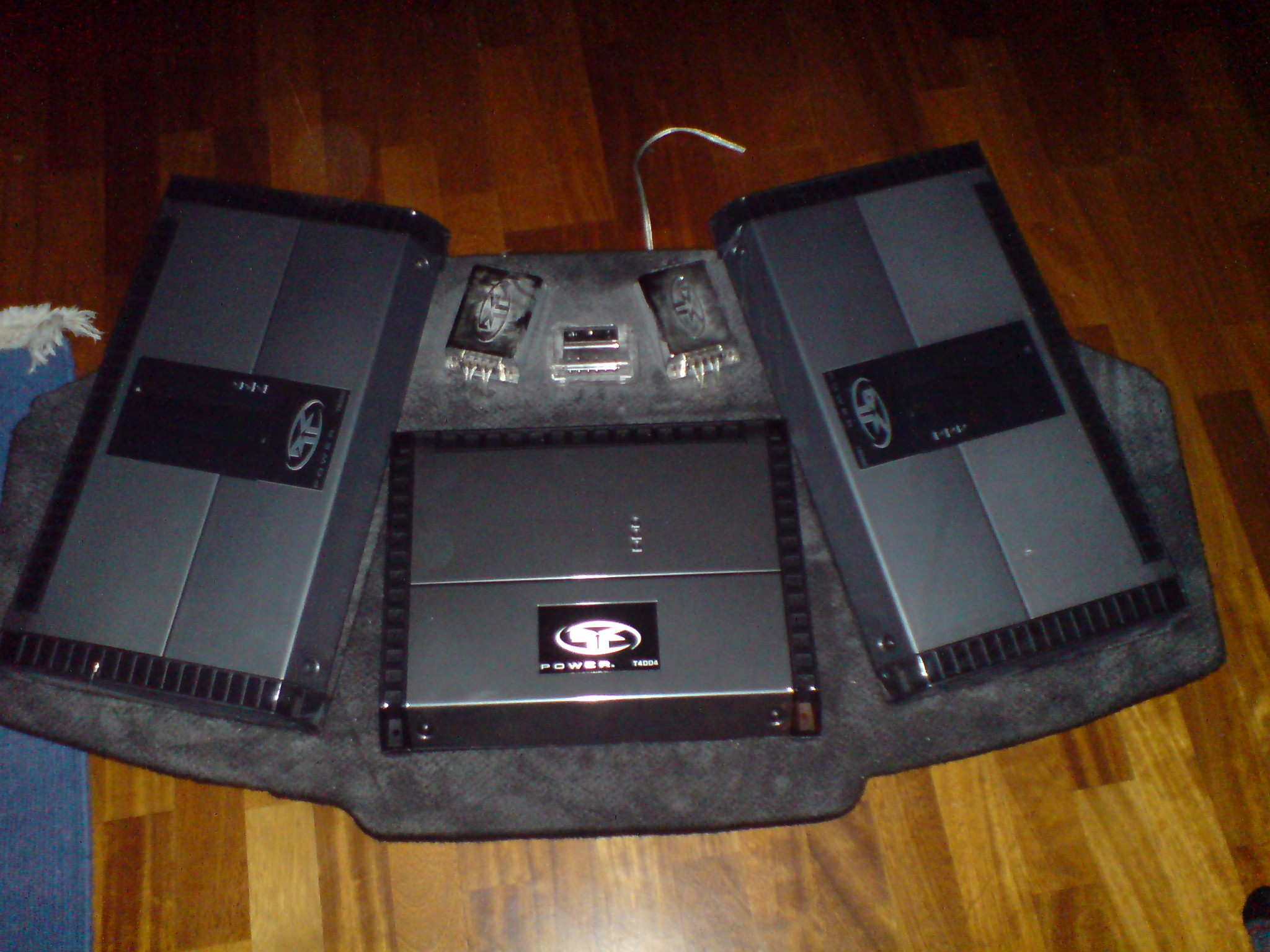 forsterkerene er kommet ;)