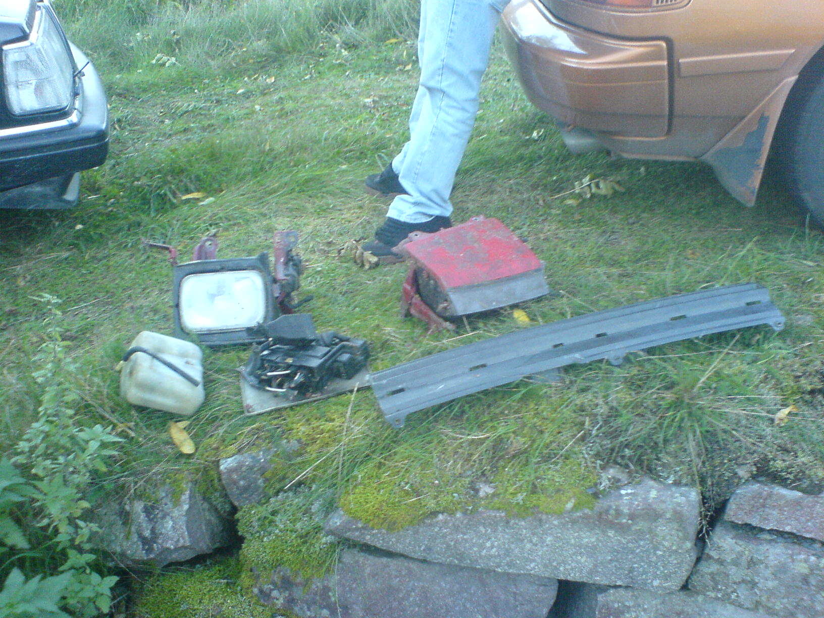 Delene jeg henta. sikringsboksene her var hele.