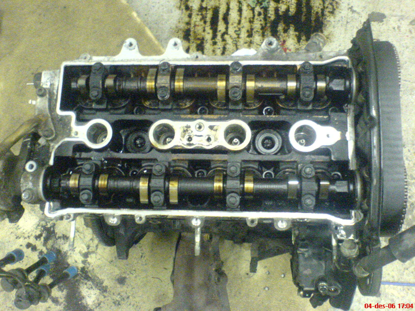 Gjør vel ikke noe med en overhaling her nå kanskje?!? =)<br />Ser ikke bra ut...