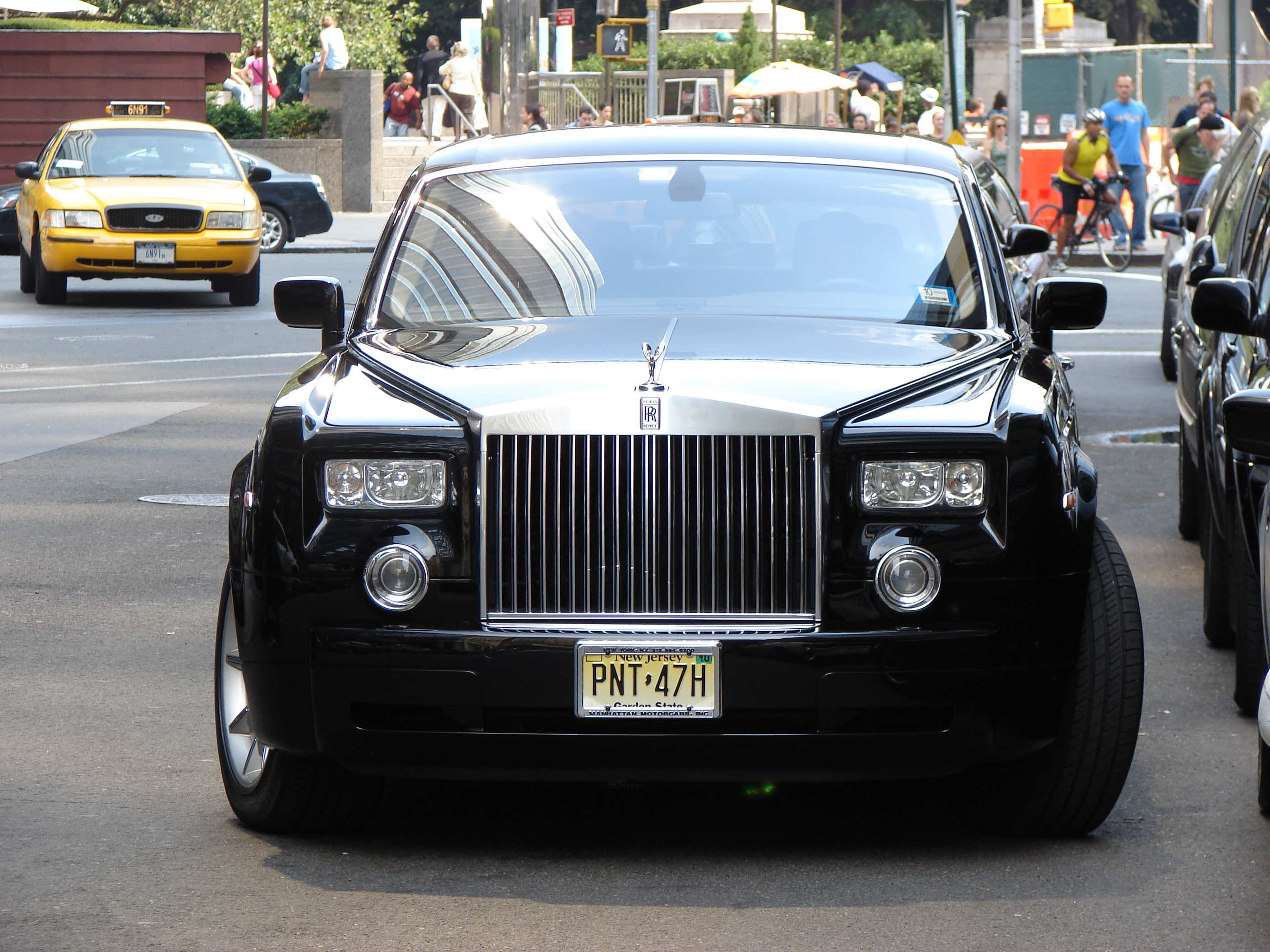 Rolls Royce Phantom.jpg