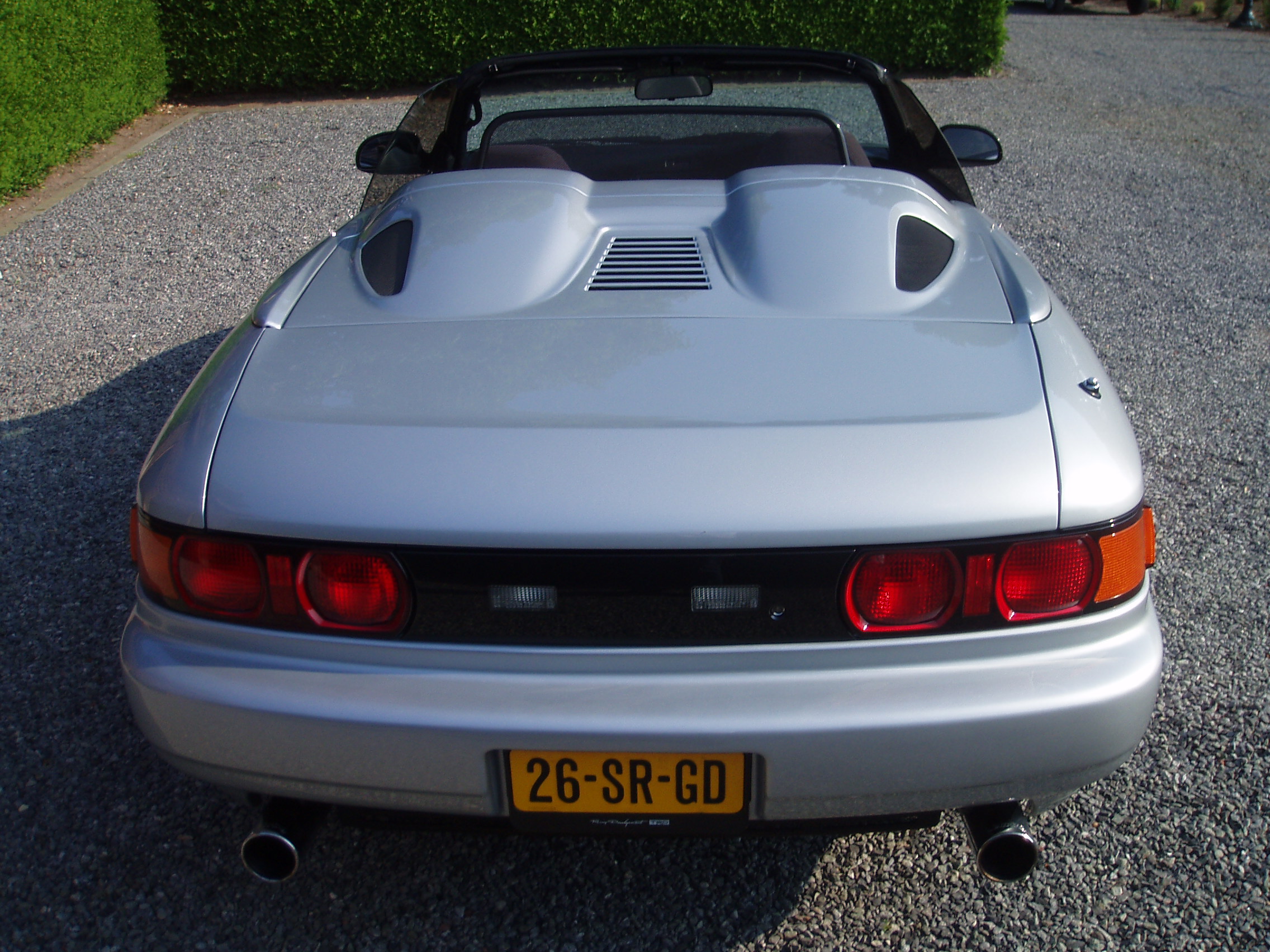 TOYOTA%20MR2%20SPIDER%20006.jpg