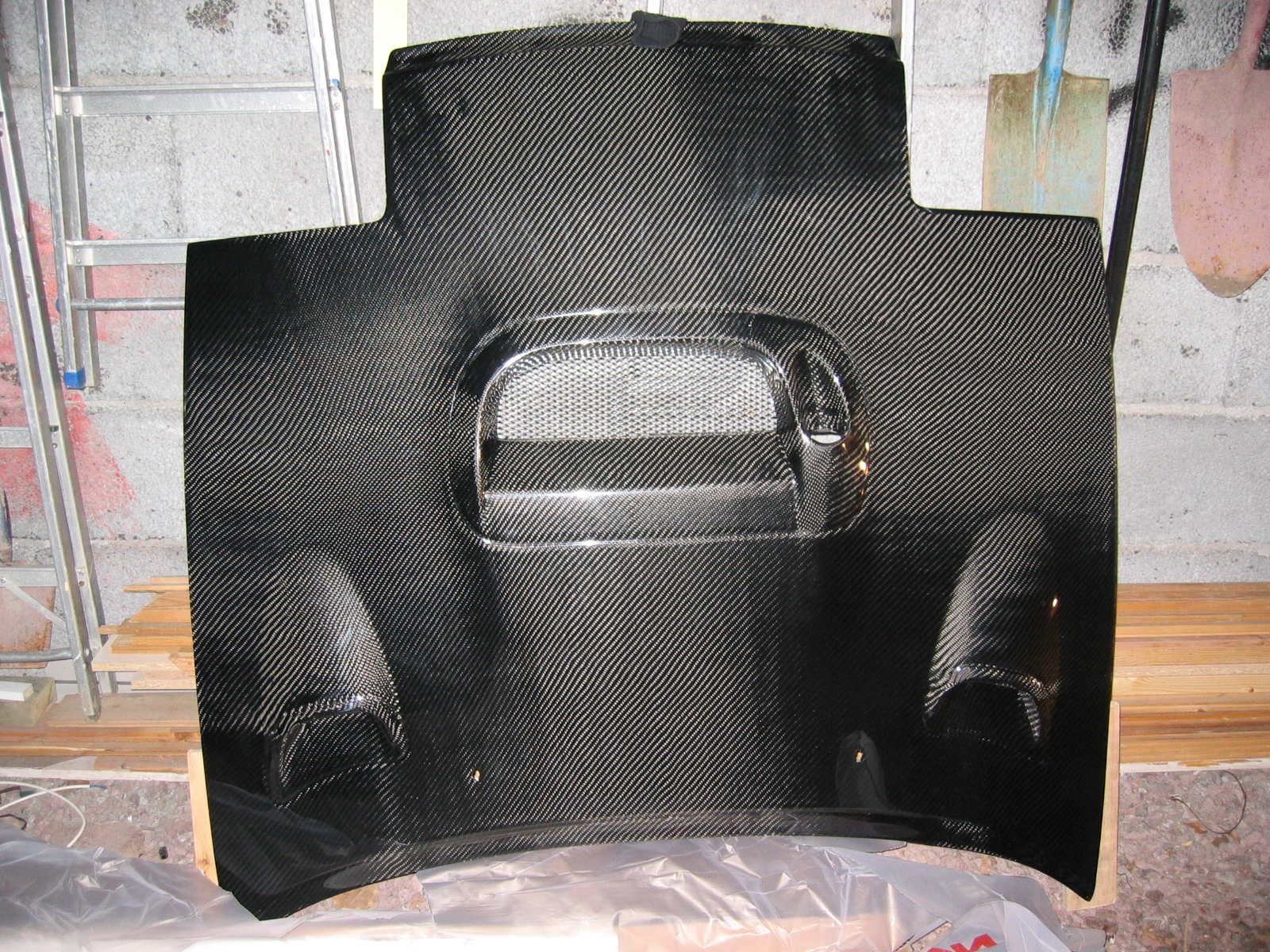Carbon hood 009.jpg