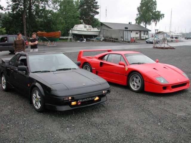 mr2-f40.jpg