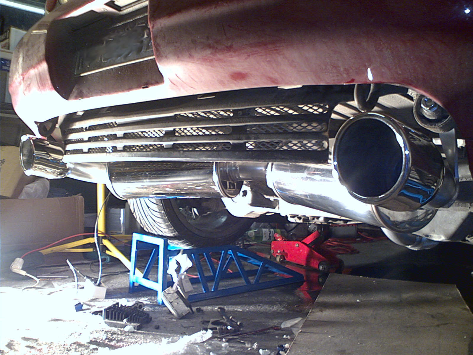 Da var det på plass. Gjør seg med litt bling bling. Les: Krom. :P