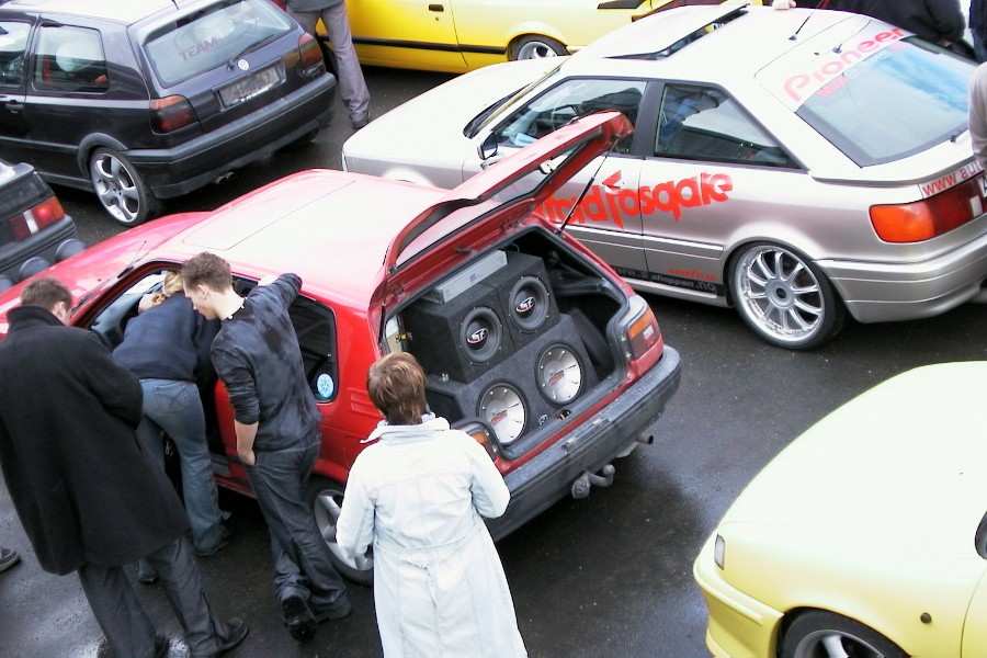 Denne Corolla'en var STAPPE full av subber....hvorav bare halvparten av dem synes på dette bildet!!!