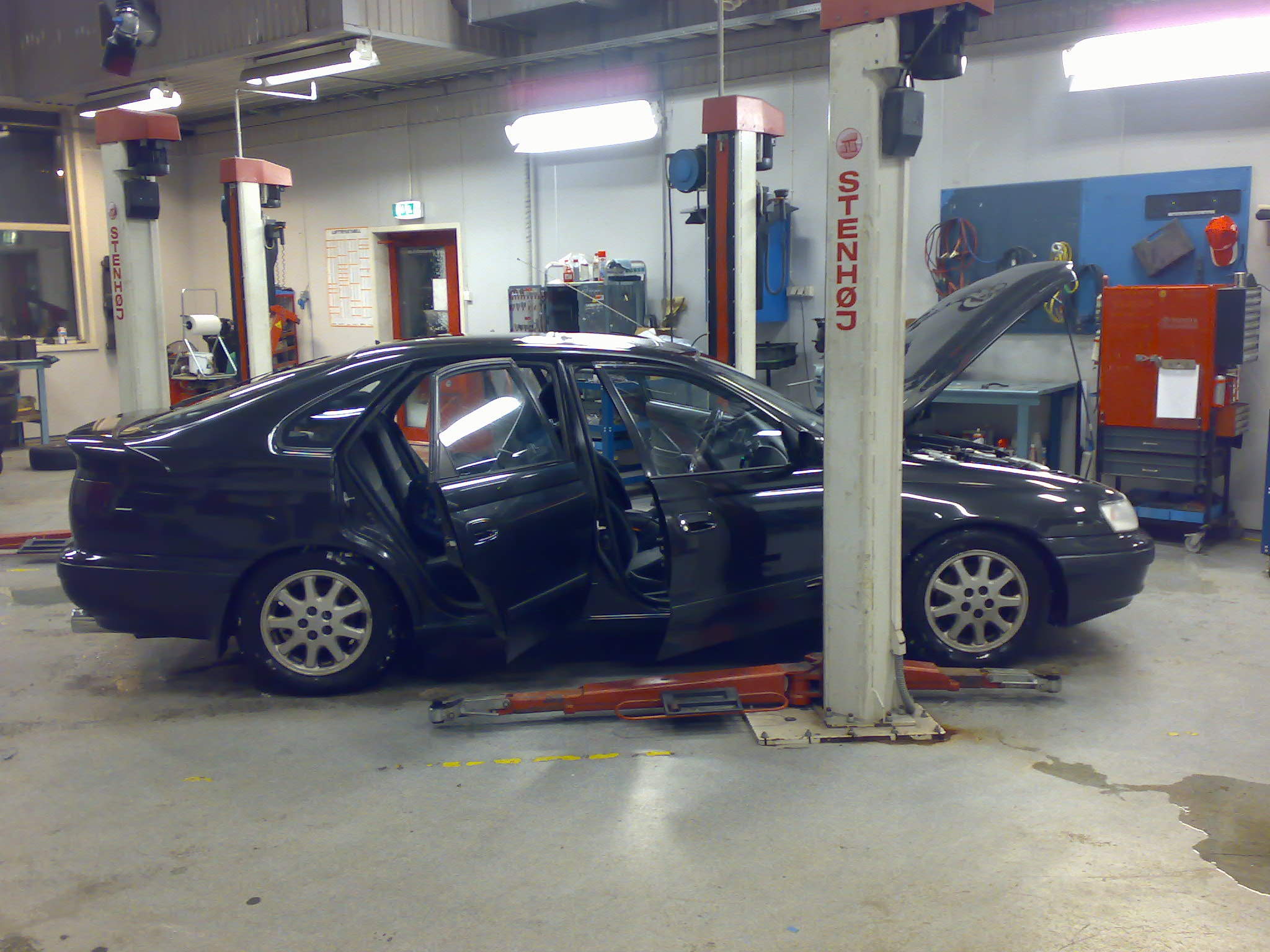 Felgene kommet på biln