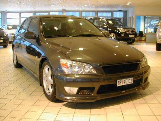 Lexus2.jpg