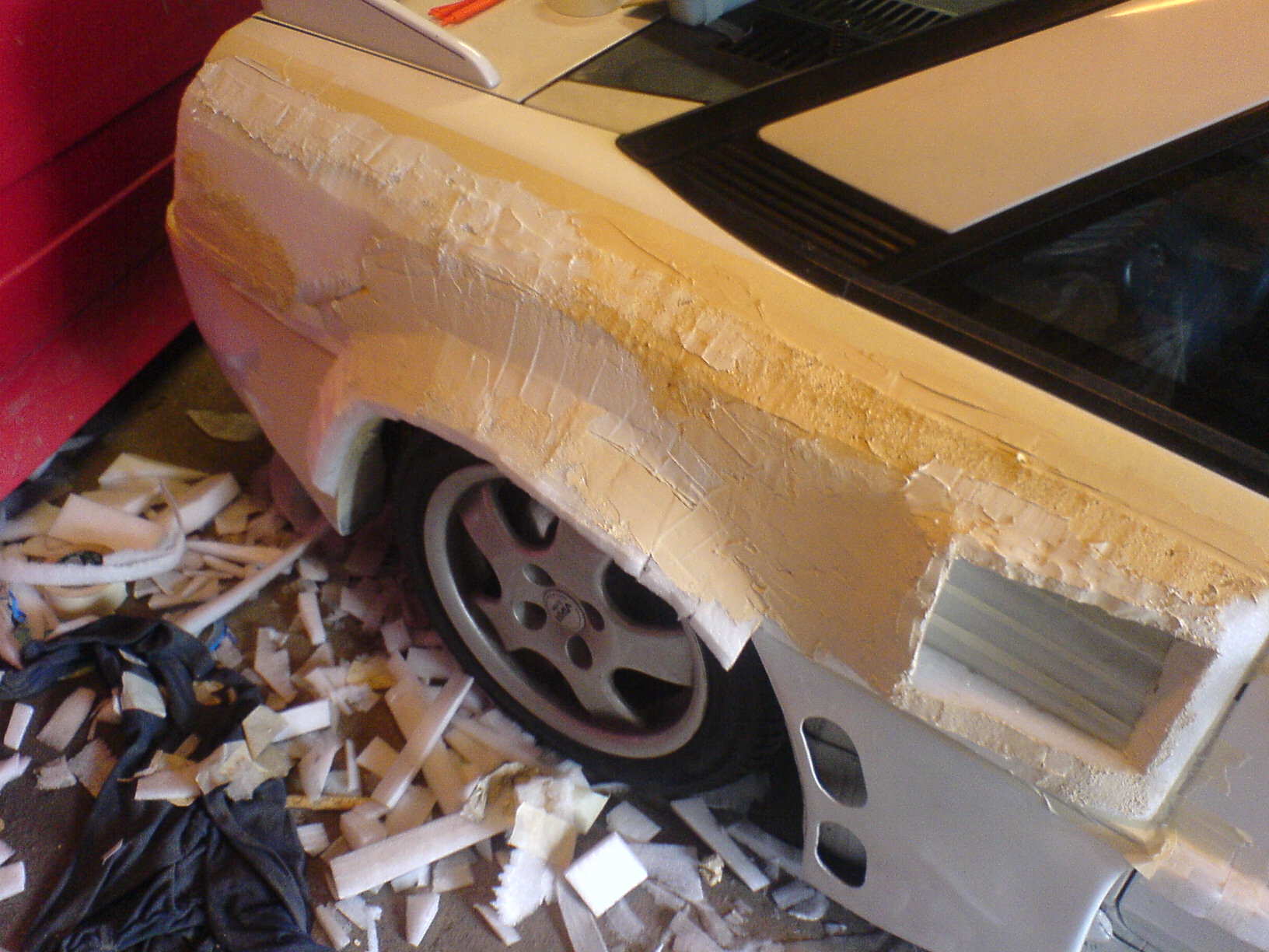 Ser jo helt ille ut med alt sparkelen... Men er jo fort gjort å pusse det ned..