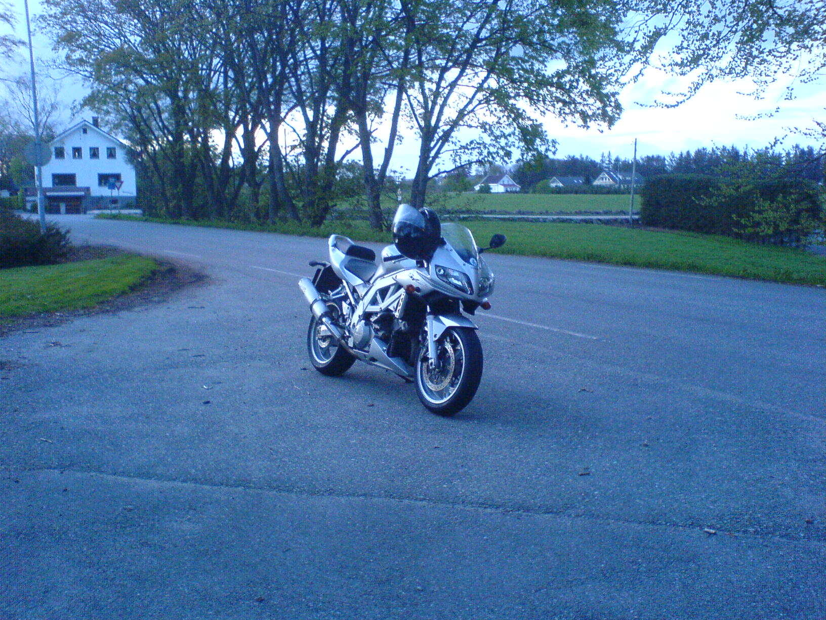 SV 1000 S 2003 2.JPG