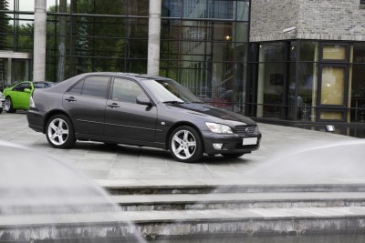 lexus 02.jpg
