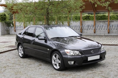 Lexus 01.jpg