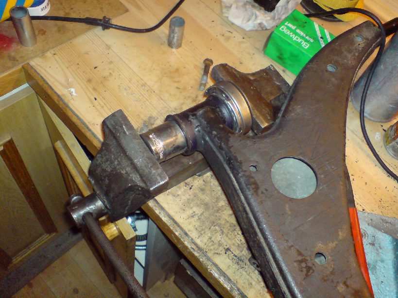 Måtte noen macgyver løsninger til for å få dem ut:)