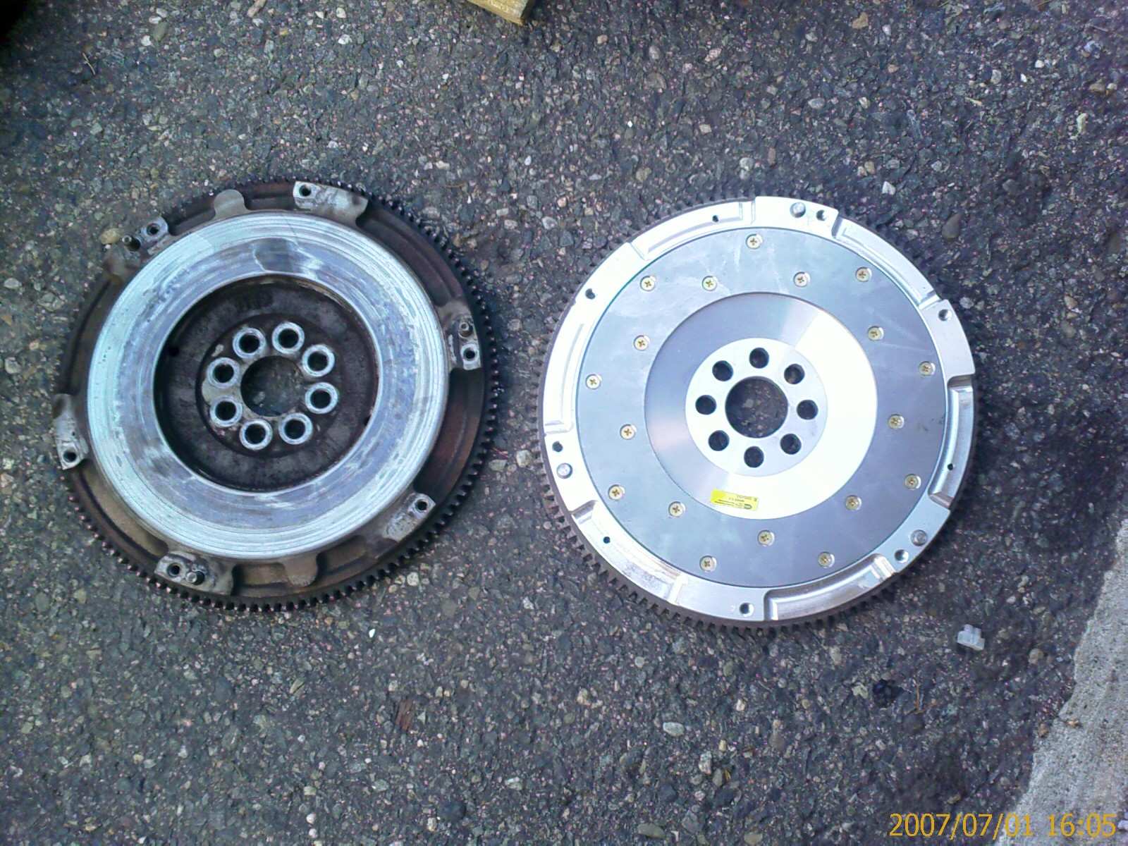 Nytt og gammelt svinghjul