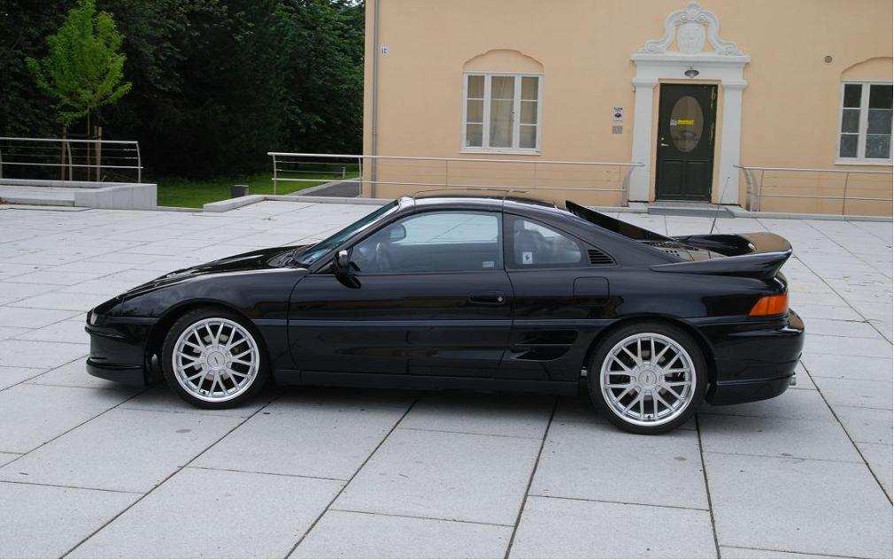 Her er etter lakkering. Etter min mening er bilen komplett nå, og trenger ikke sideskjørt...