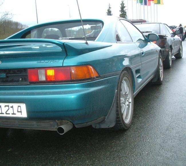 MR2 Chris bak.jpg