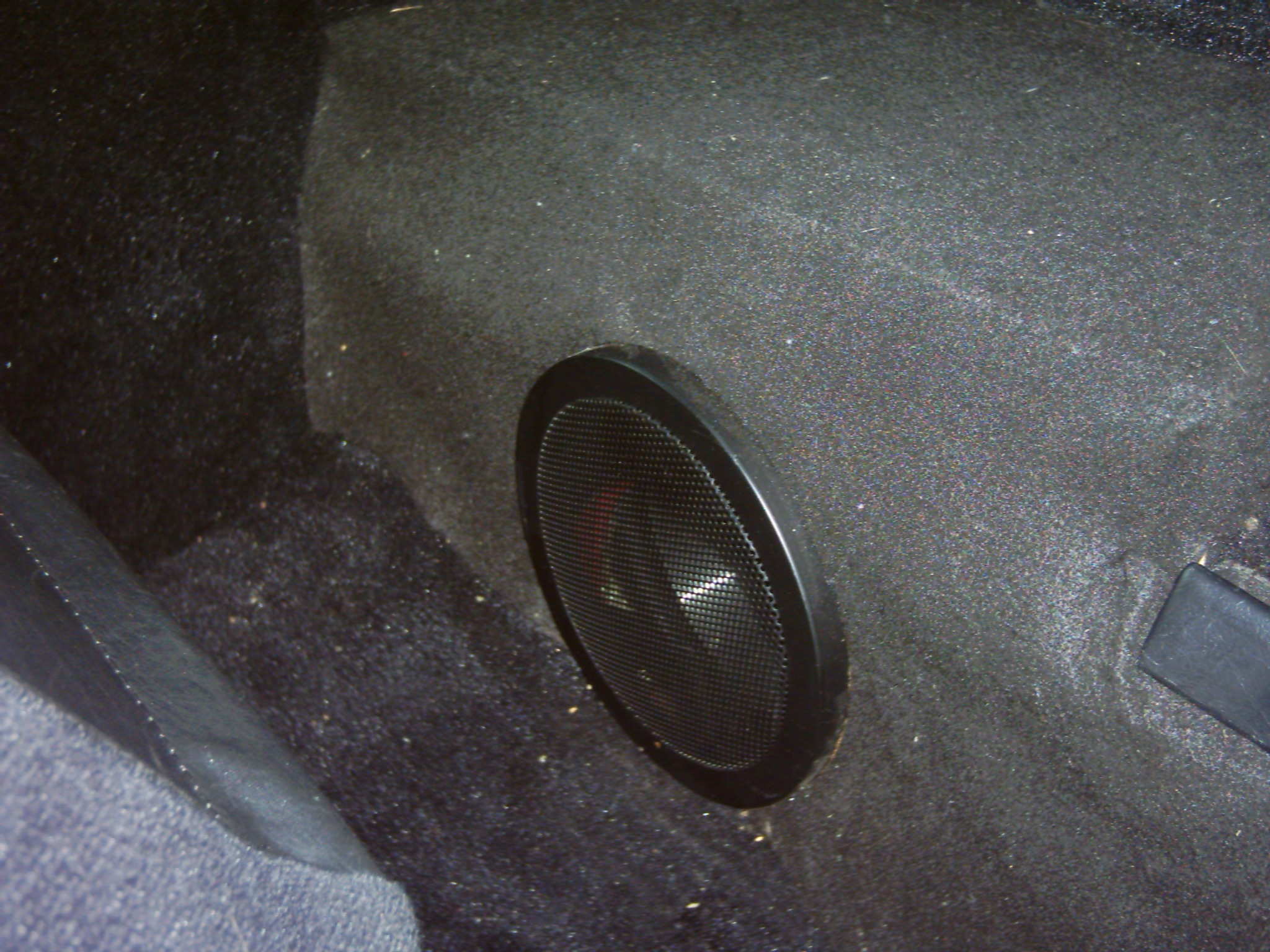 Sub bak førersete.JPG