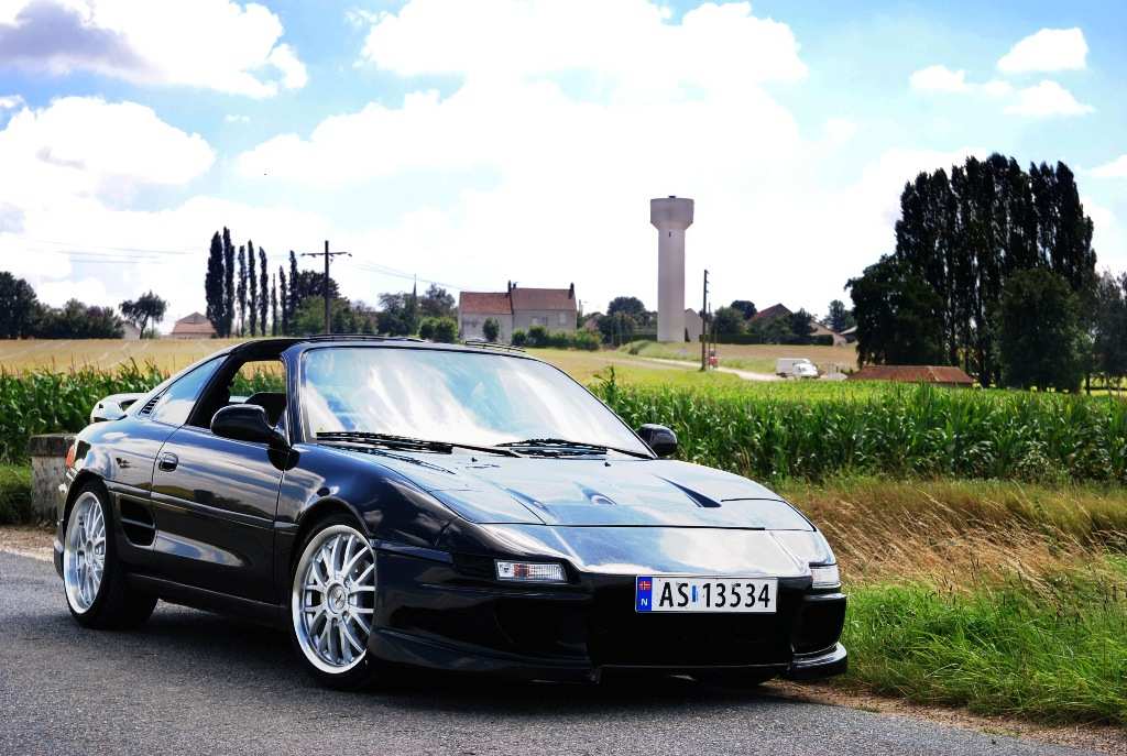 MR2-edit3-1024.JPG