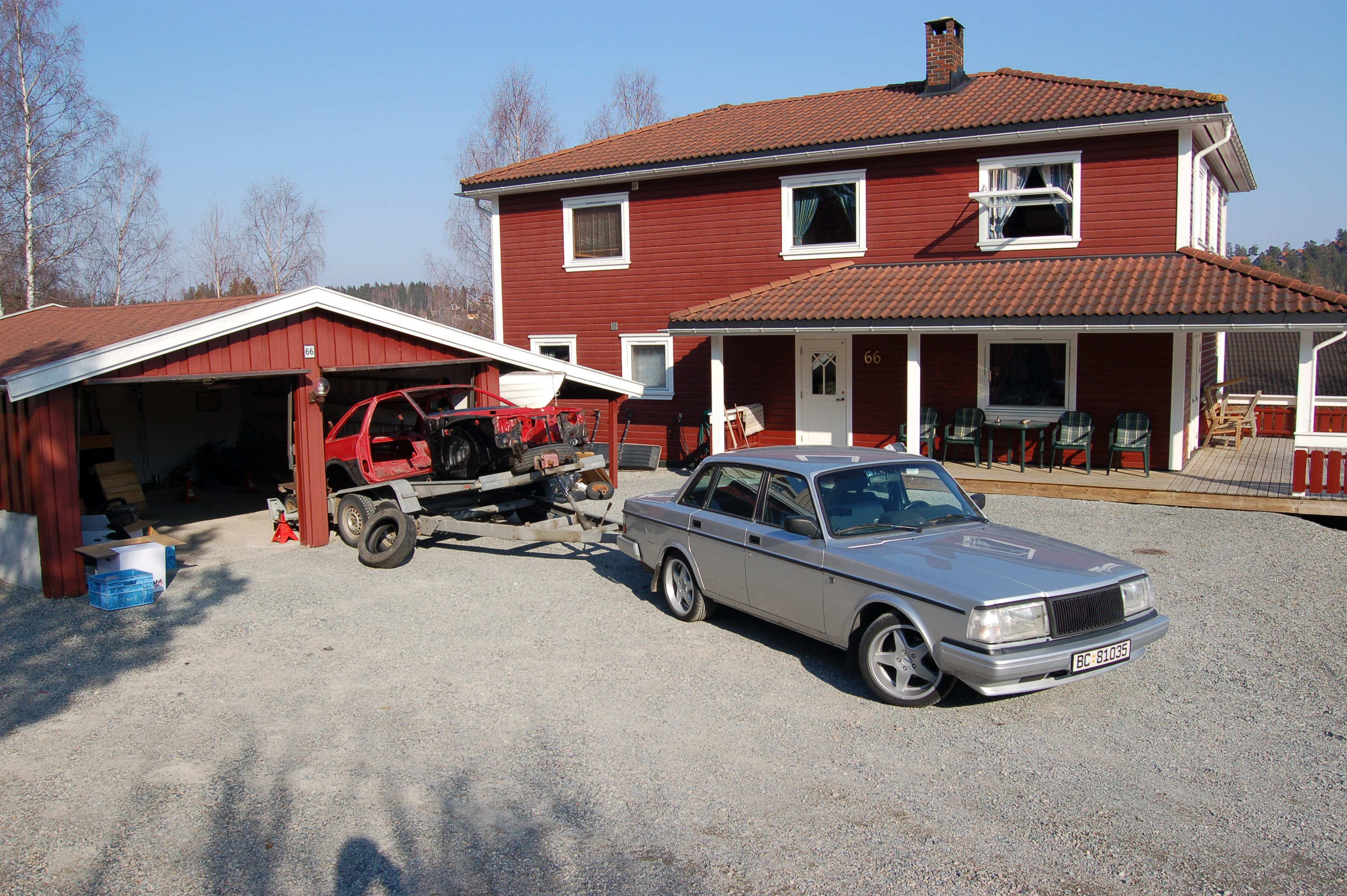Bil hentetet fra vinter lagring hos Driftfun  <br />gutta.