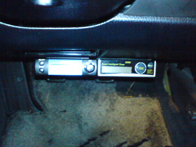 Greddy profec b II side om side med turbotimeren