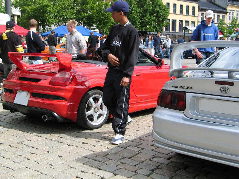 Celica MK6 og Jan-Erik MR2 Roadster - skrått bakfra.jpg