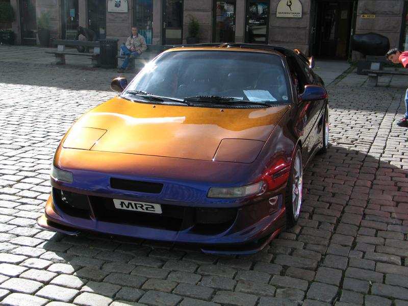 Markus MR2 Turbo - forfra med fin effekt fra sola.jpg