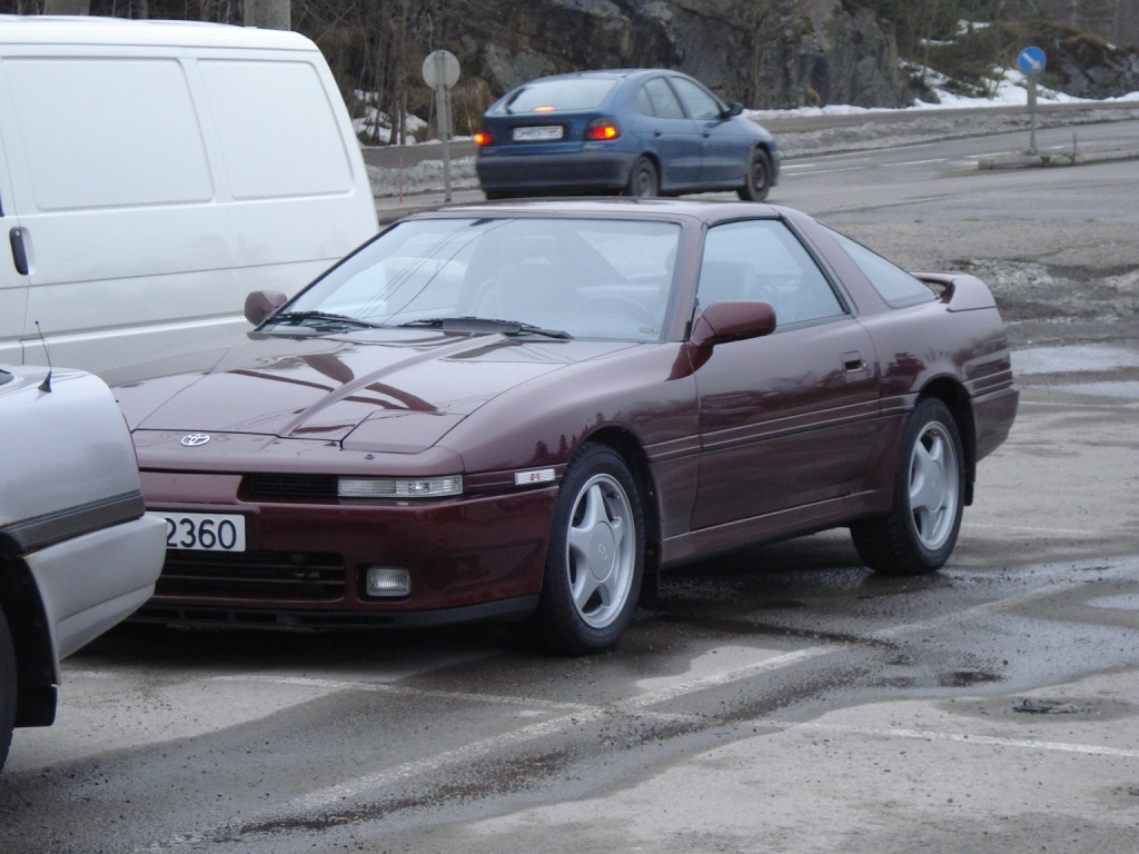 Noe Rare farger på bildet, men bilen er ordentlig pen..