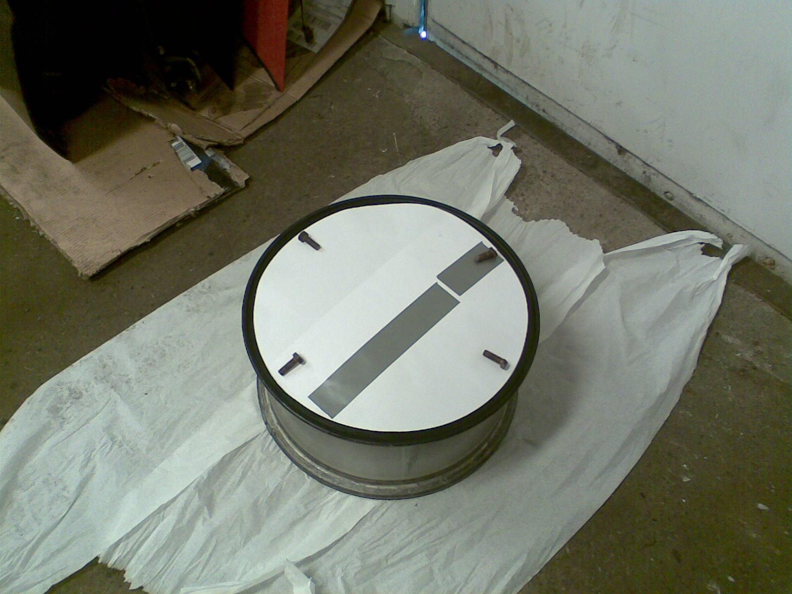 Første felgen maskert..