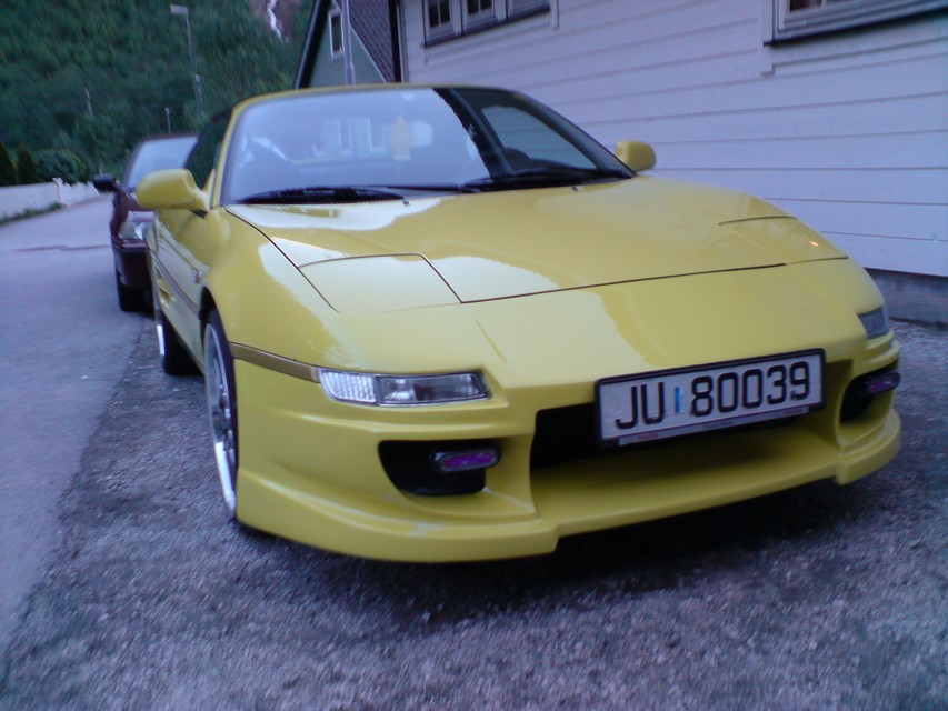 nye tåkelys fra biltema, lyser faktisk utrolig bra ut til sidene