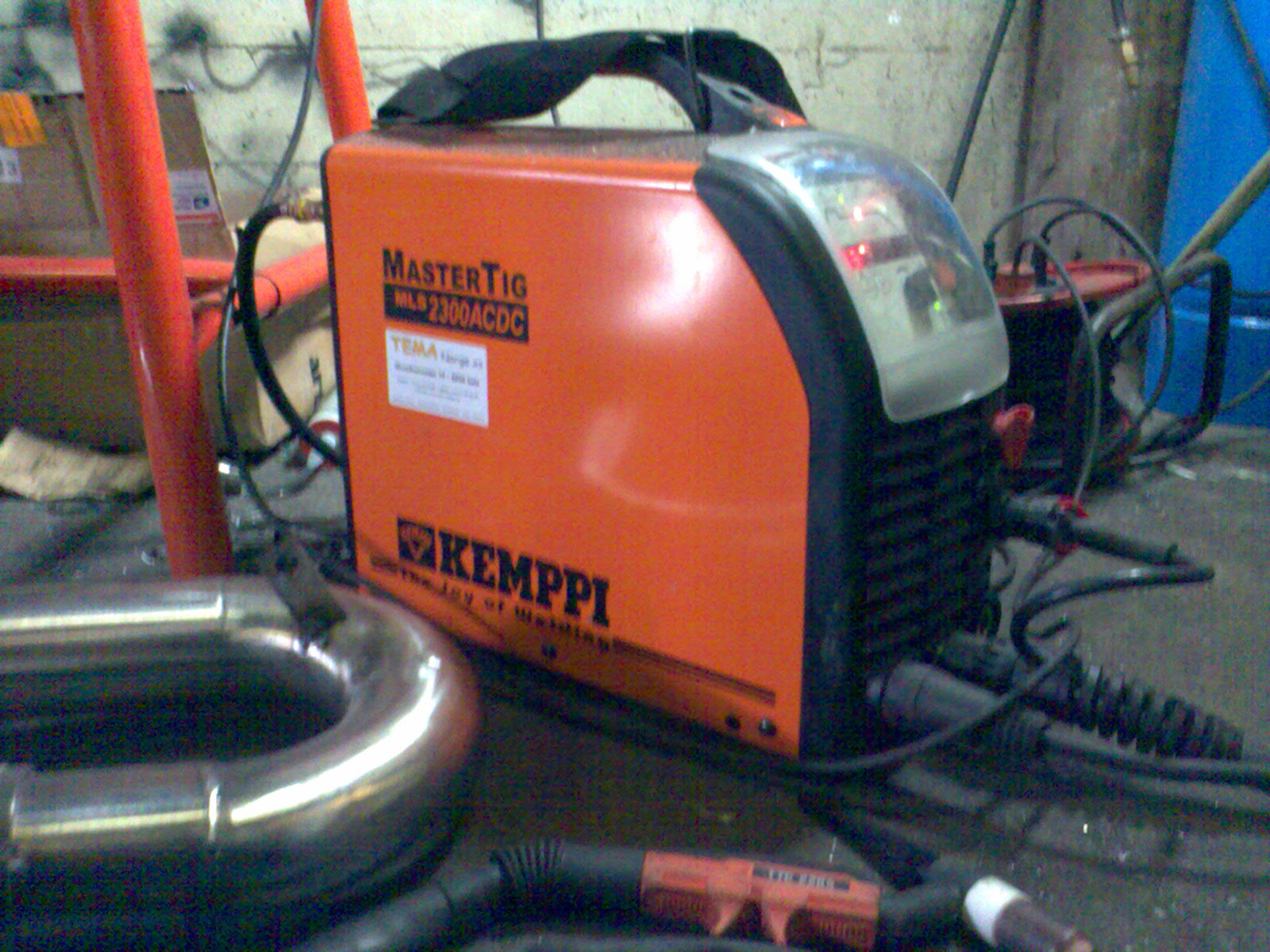 Først et bilde av denne fantastiske klompen som gjør all fabrikasjonen til en fryd: