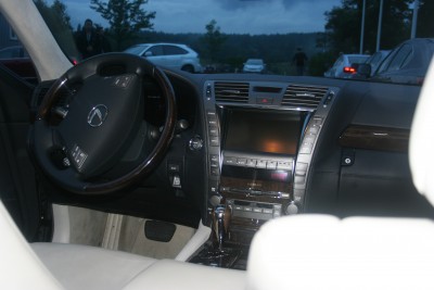 LS600HL 12.jpg