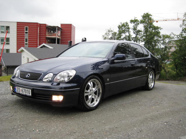 felgene passet veldig godt til bilen synes jeg:)