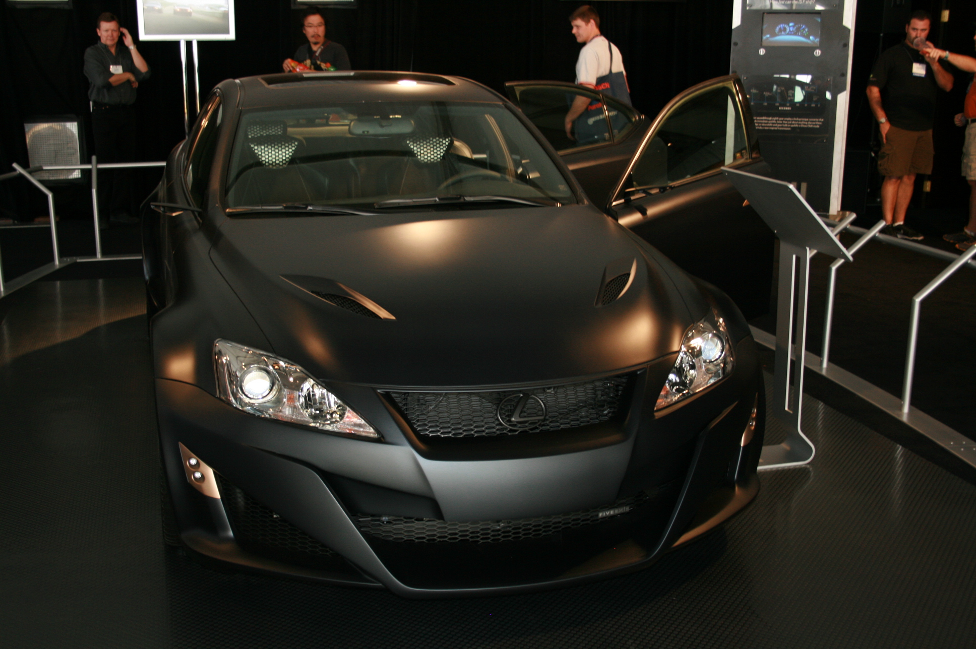 Lexus.. men men  slit fet bil uansett