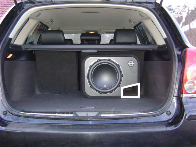 JL audio sub i ferdigkasse